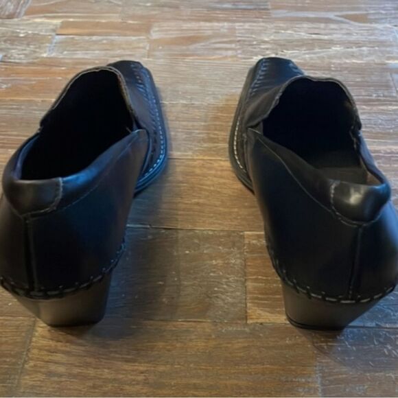 Pikolinos Pointy Toe Leather Loafer Heels - Picture 3 of 12